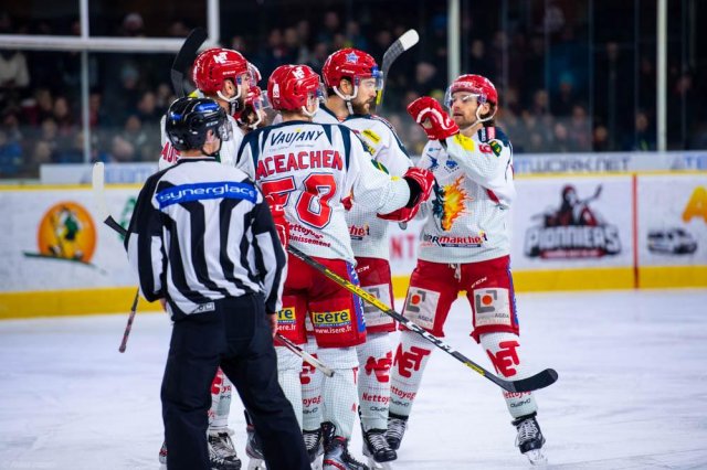 Photo hockey match Chamonix  - Grenoble  le 30/12/2019