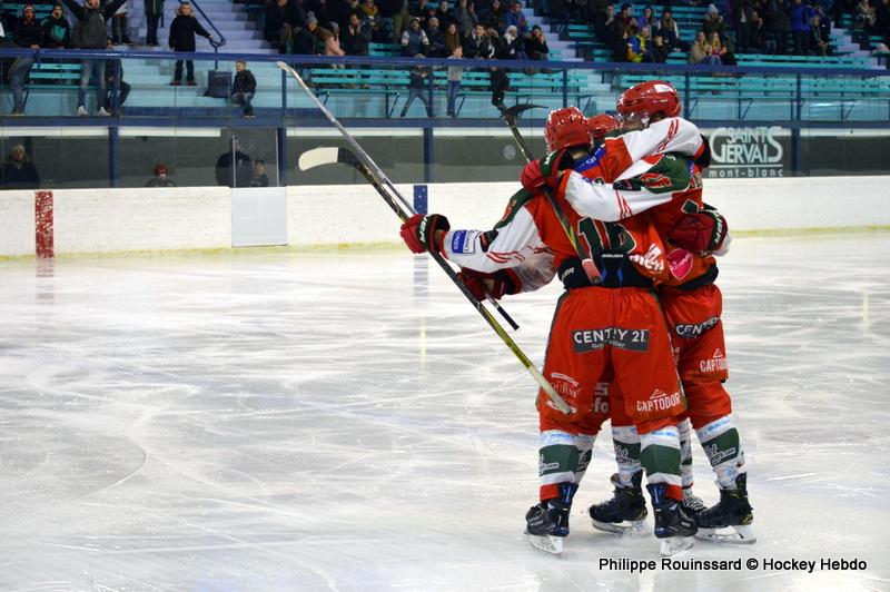 Mont-Blanc 4 - 3 Neuilly/Marne