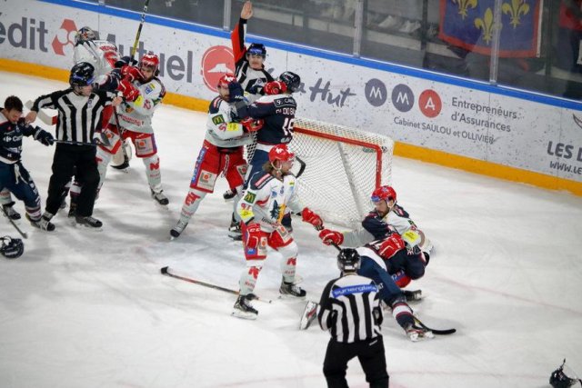 Photo hockey match Angers  - Grenoble  le 10/01/2020