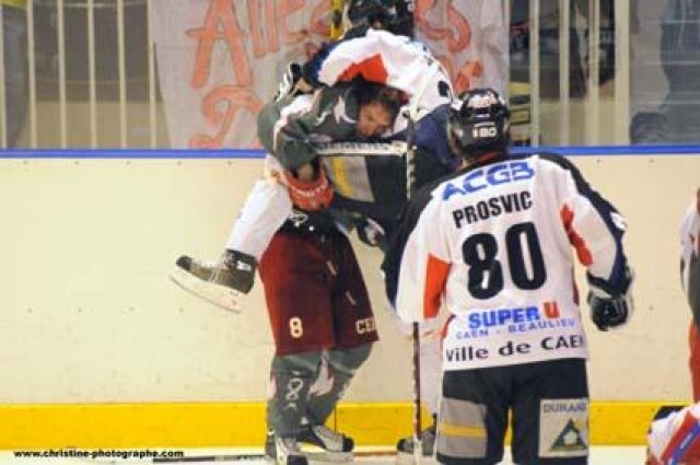 Photo hockey match Cergy-Pontoise - Caen  le 14/04/2009