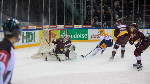 Photo hockey match Genève - Zug le 21/02/2020