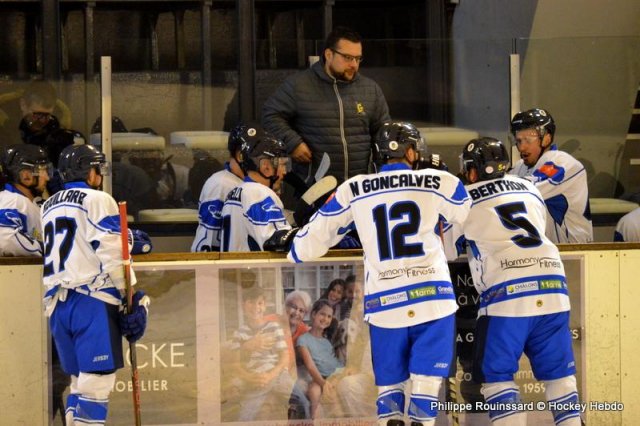 Photo hockey match Courbevoie  - Châlons-en-Champagne le 29/02/2020
