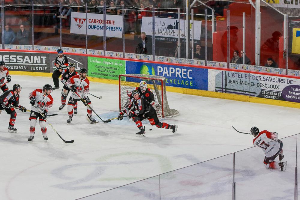 Amiens  3 - 0 Mulhouse