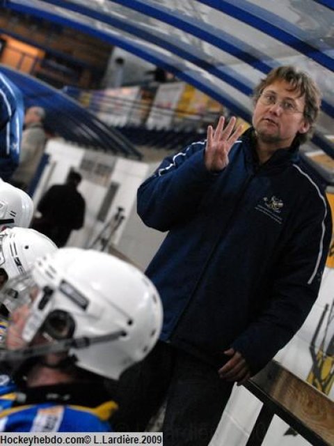 Photo hockey reportage Tournoi International Minis Chaux de Fond