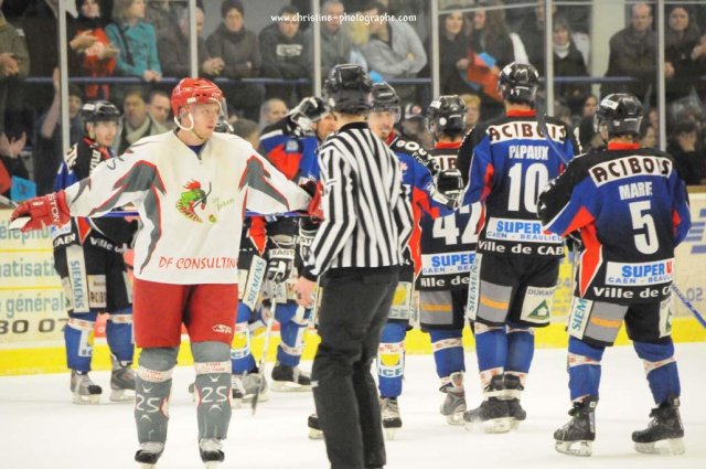 Photo hockey match Caen  - Cergy-Pontoise le 18/04/2009