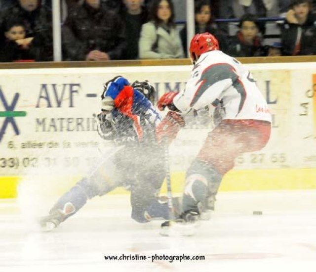 Photo hockey match Caen  - Cergy-Pontoise le 18/04/2009