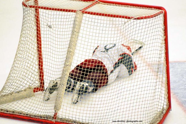 Photo hockey match Caen  - Cergy-Pontoise le 18/04/2009