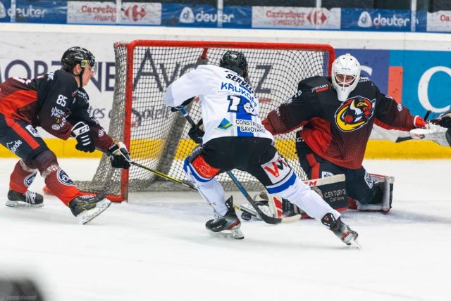 Photo hockey match Morzine-Avoriaz - Courchevel-Méribel-Pralognan le 20/10/2020