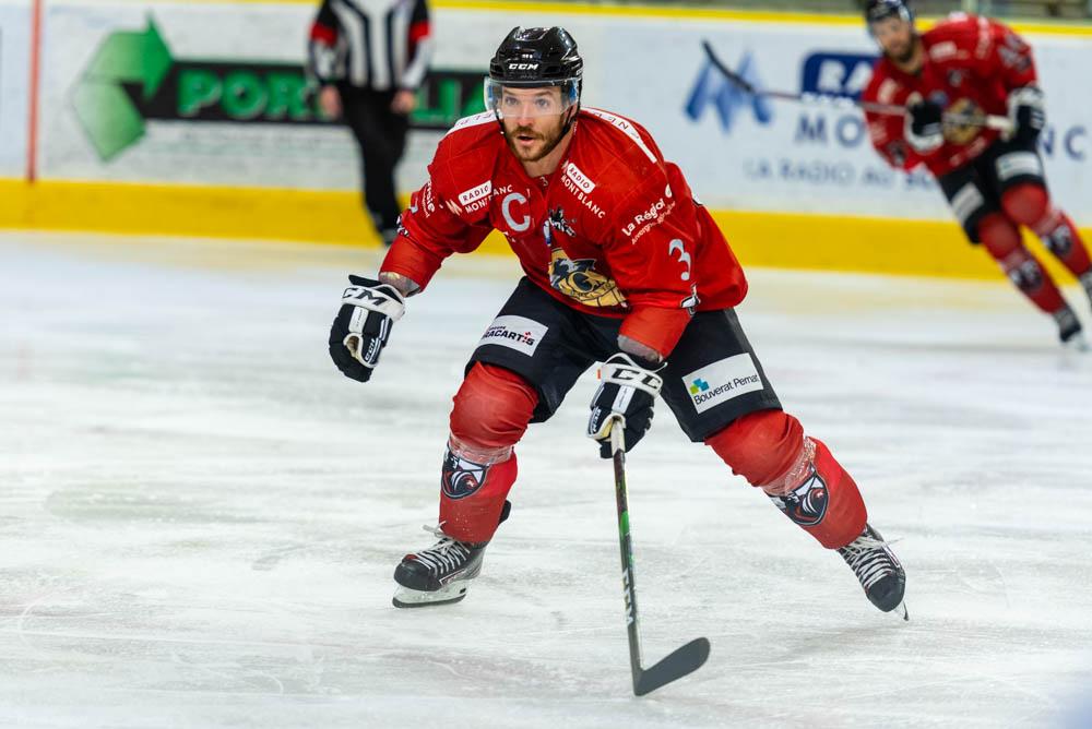 Chamonix  3 - 7 Amiens 
