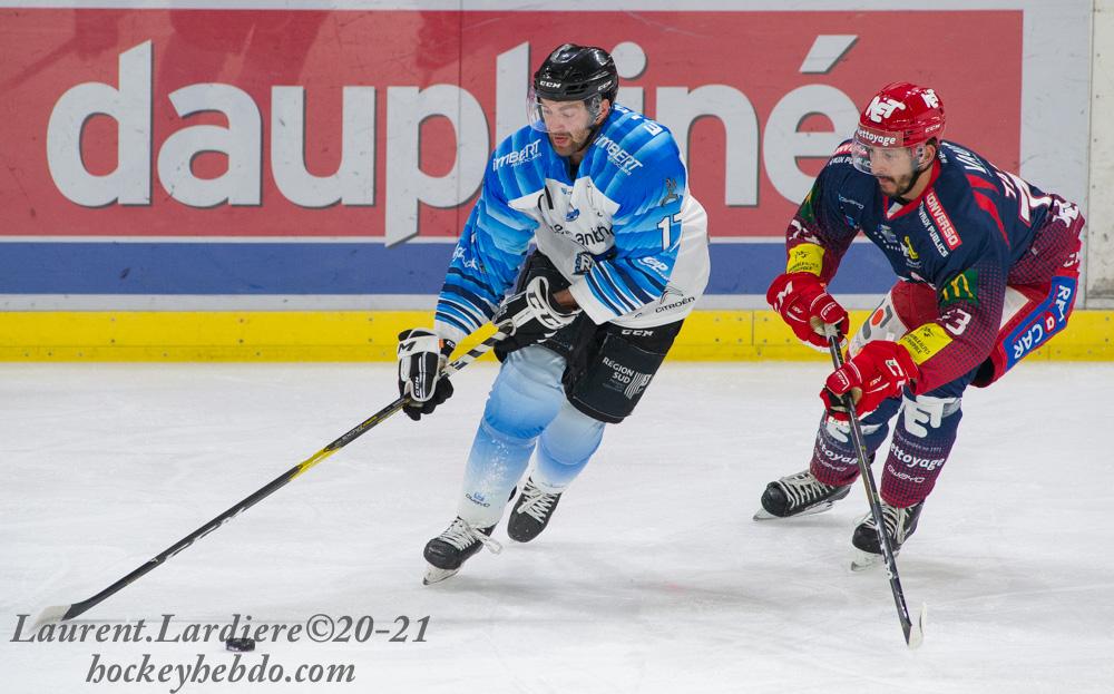 Grenoble reprend par un match amical — Reportage