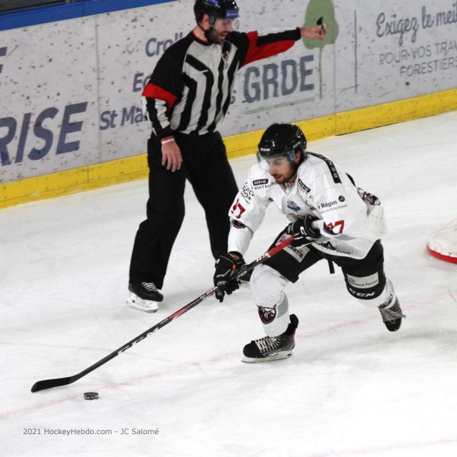 Photo hockey reportage Plutôt entraînement qu’amical !