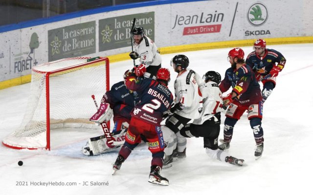 Photo hockey reportage Plutôt entraînement qu’amical !