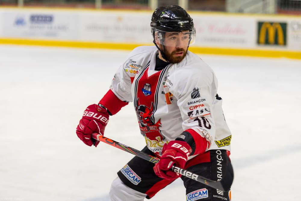 Chamonix  5 - 0 Briançon 