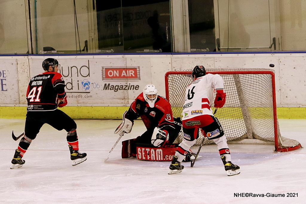 Nice 1 - 3 Briançon 