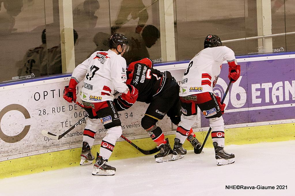 Nice 1 - 3 Briançon 