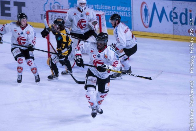 Photo hockey reportage Challenge U21 à Grenoble