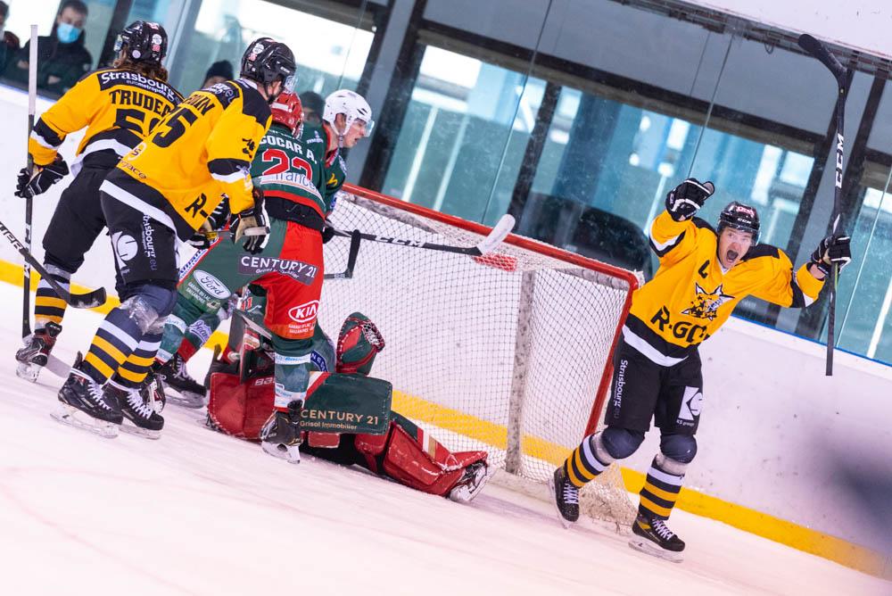 Mont-Blanc 1 - 6 Strasbourg 