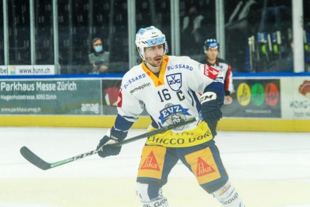 Photo hockey match Zürich - Zug le 27/03/2021