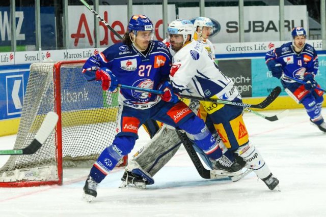 Photo hockey match Zürich - Zug le 27/03/2021