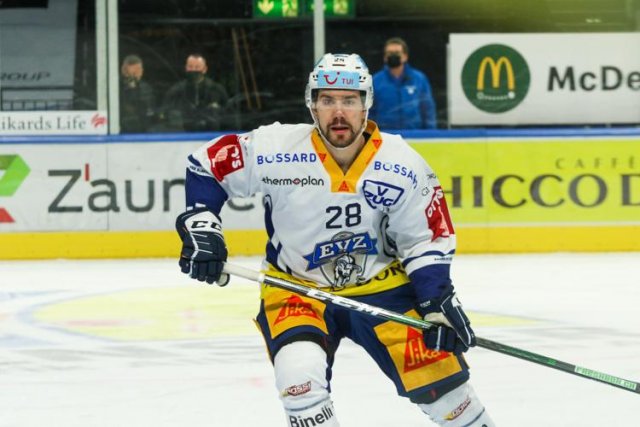 Photo hockey match Zürich - Zug le 27/03/2021