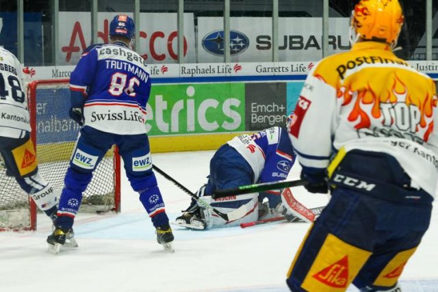 Photo hockey match Zürich - Zug le 27/03/2021