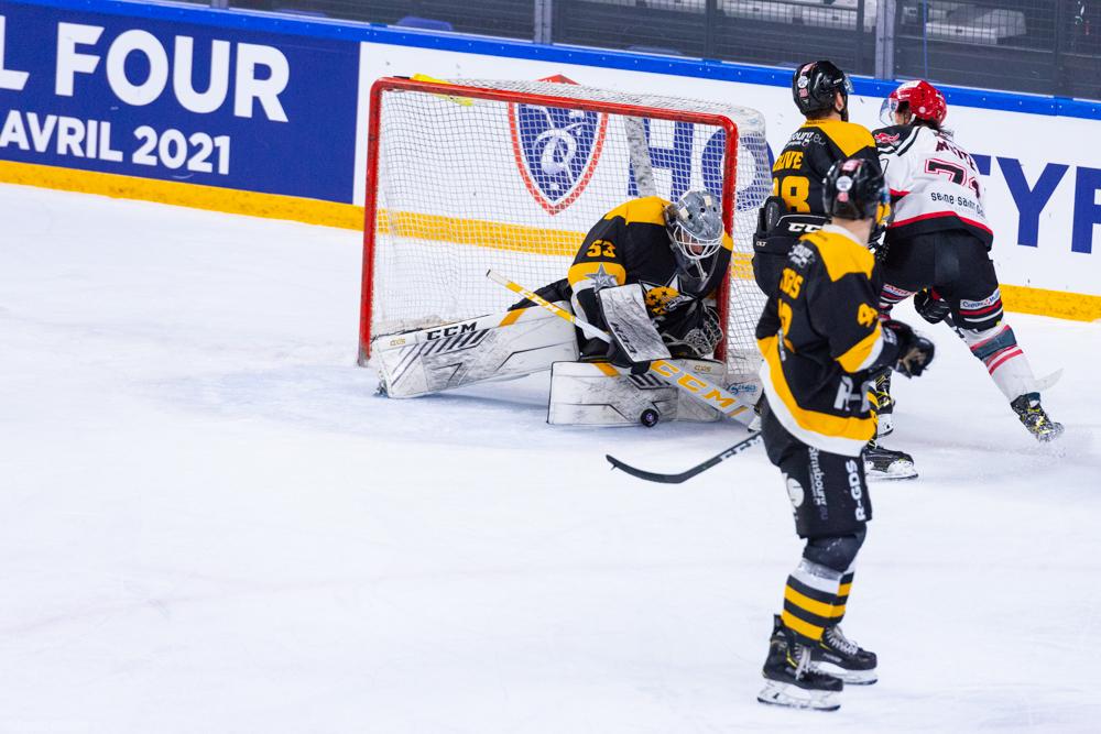 Strasbourg  4 - 3 Neuilly/Marne