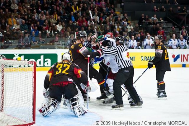 Photo hockey reportage CM09 - J1 : La Russie impériale