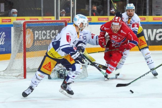 Photo hockey match Rapperswil-Jona - Zug le 27/04/2021