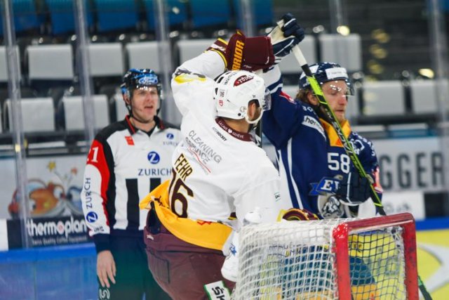 Photo hockey match Zug - Genève le 03/05/2021