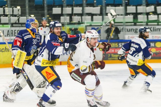 Photo hockey match Zug - Genève le 07/05/2021