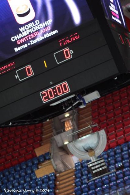 Photo hockey reportage CM09 - J2 : Finlande et Tchéquie 5 partout !!