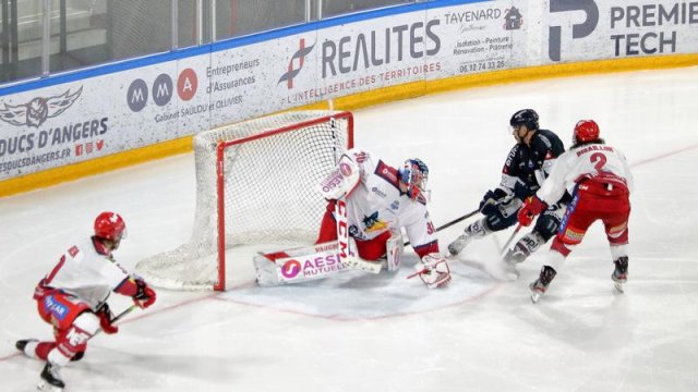 Photo hockey match Angers  - Grenoble  le 01/10/2021