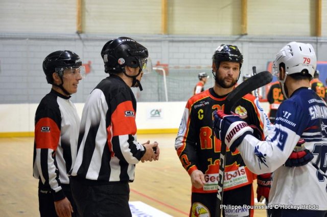 Photo hockey reportage N1 : Premier succès pour les Griffons