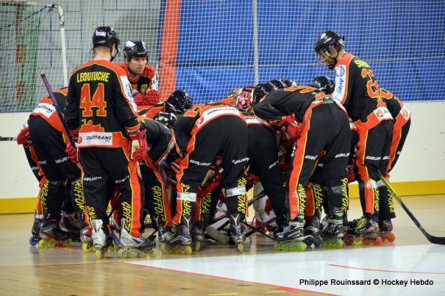 Photo hockey reportage N1 : Premier succès pour les Griffons
