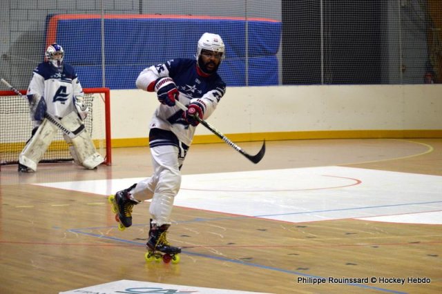 Photo hockey reportage N1 : Premier succès pour les Griffons