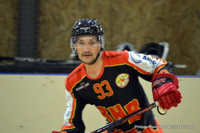 Photo hockey reportage N1 : Premier succès pour les Griffons
