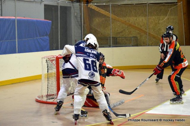 Photo hockey reportage N1 : Premier succès pour les Griffons