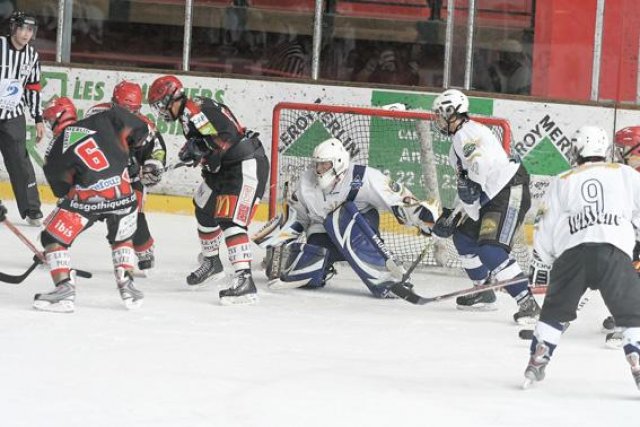 Photo hockey reportage Cadets Elite: Amiens vs Mt Blanc : 5 – 8