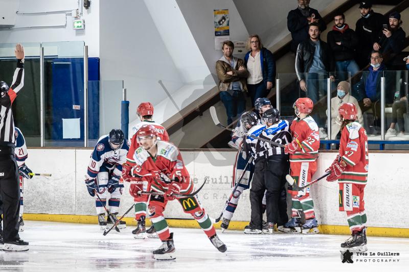 Courbevoie  1 - 5 Wasquehal Lille