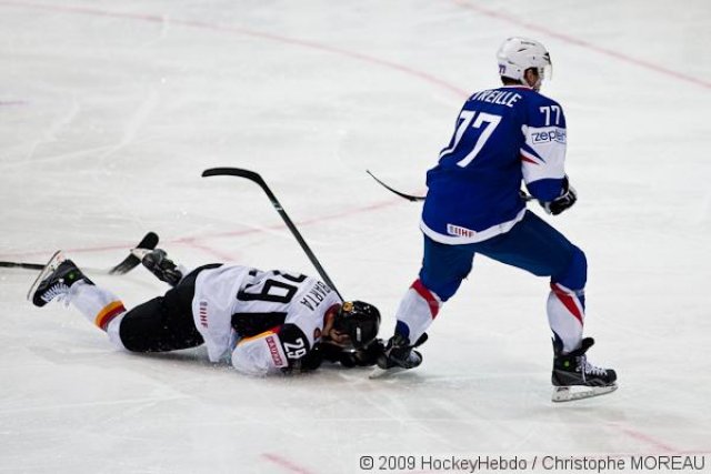Photo hockey reportage CM09 - J-5 : L'exploit français