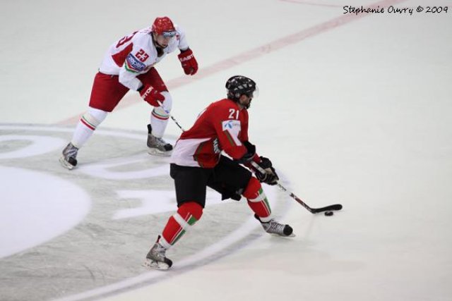 Photo hockey reportage CM09 - J-5 : Hongrie "out" et  Canada "in"