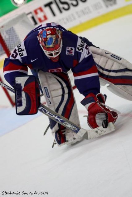 Photo hockey reportage CM09 - J-5 : Hongrie "out" et  Canada "in"