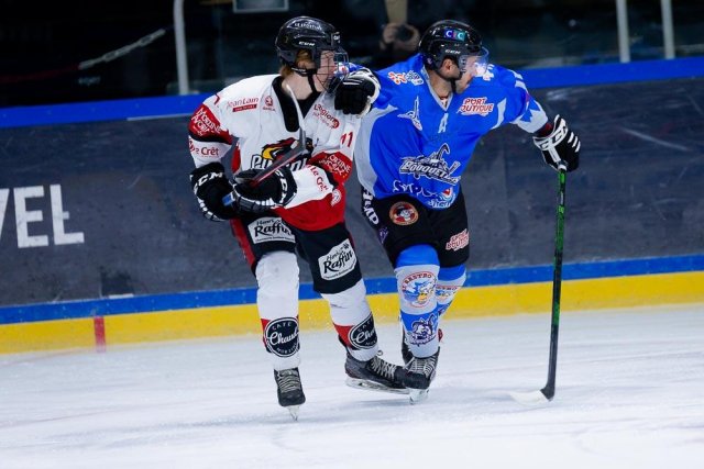 Photo hockey match Courchevel-Méribel-Pralognan - Morzine-Avoriaz le 27/11/2021