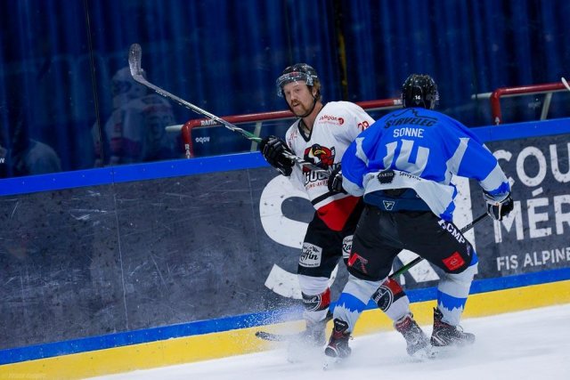 Photo hockey match Courchevel-Méribel-Pralognan - Morzine-Avoriaz le 27/11/2021