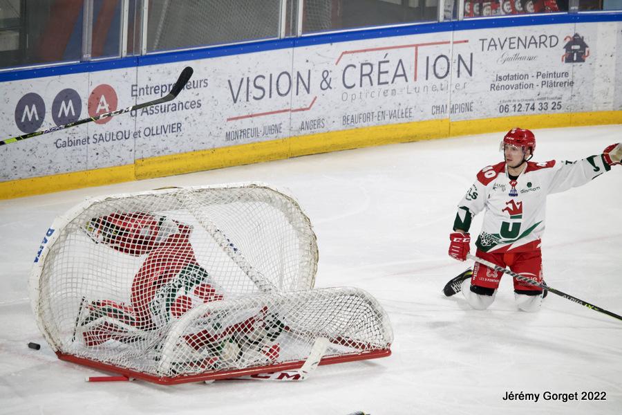 Angers  3 - 2 Cergy-Pontoise