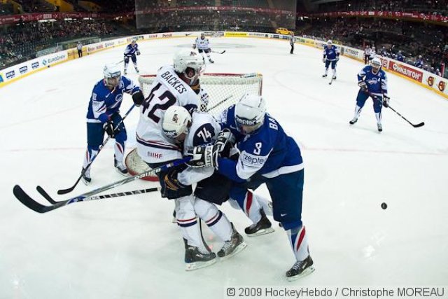 Photo hockey reportage CM09 Qualif J2 : La France logiquement battue