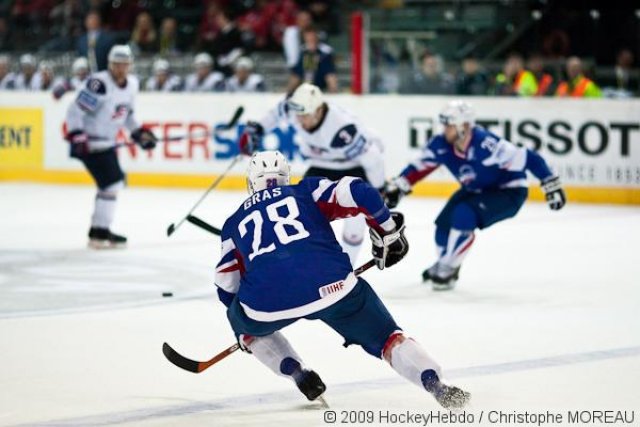 Photo hockey reportage CM09 Qualif J2 : La France logiquement battue