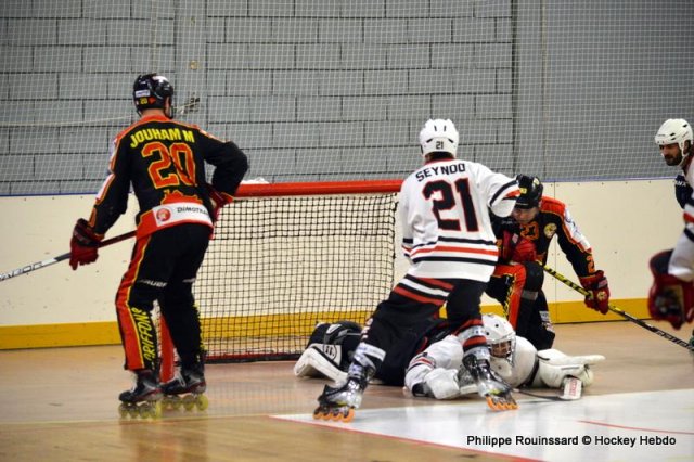 Photo hockey reportage N1 : Laborieuse mais précieuse victoire