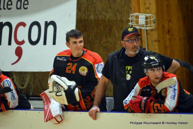 Photo hockey reportage N1 : Laborieuse mais précieuse victoire