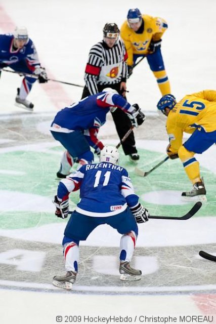 Photo hockey reportage CM09 Qualif J5 : La Suède d'un patin